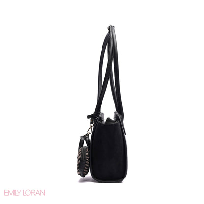 SHOULDER BAG SOFT LEATHER WITH SIMPLE CHARM AND TAGGER POUCH - MEDIUM
